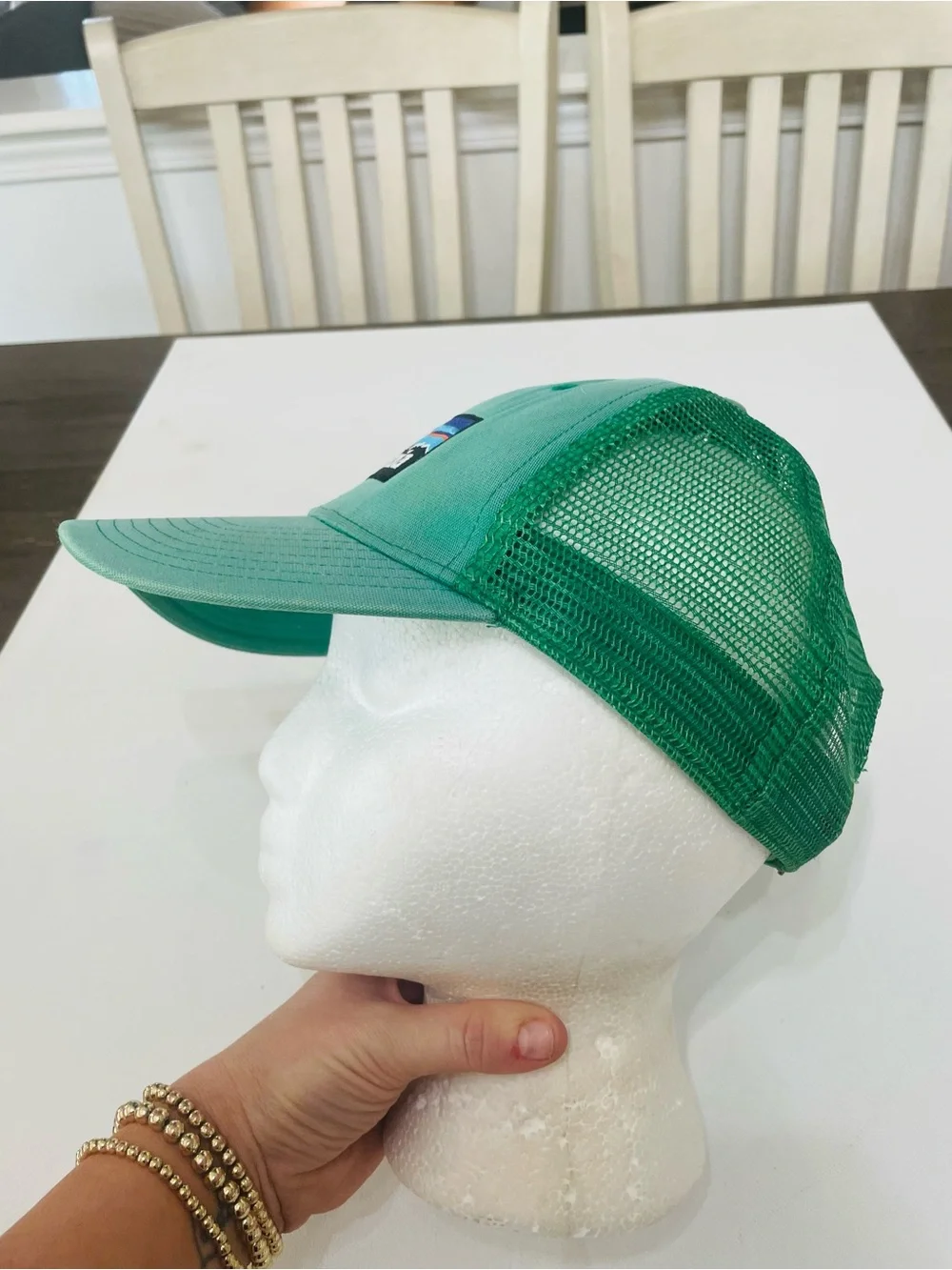 Patagonia P-6 Logo Trucker Hat Green Snapback Mesh Baseball Cap One Size